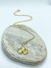 Load image into Gallery viewer, Gold Gingko Leaf Necklace