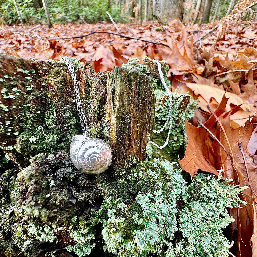 Sliver Snail Necklace