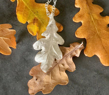 Load image into Gallery viewer, Silver Oak leaf Necklace
