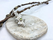 Load image into Gallery viewer, Silver Oak Leaf With Peridot Birthstone Necklace

