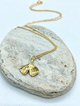 Load image into Gallery viewer, Gold Gingko Leaf Necklace
