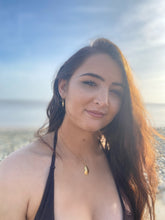 Load image into Gallery viewer, Gold Holkham Mussel Shell Necklace
