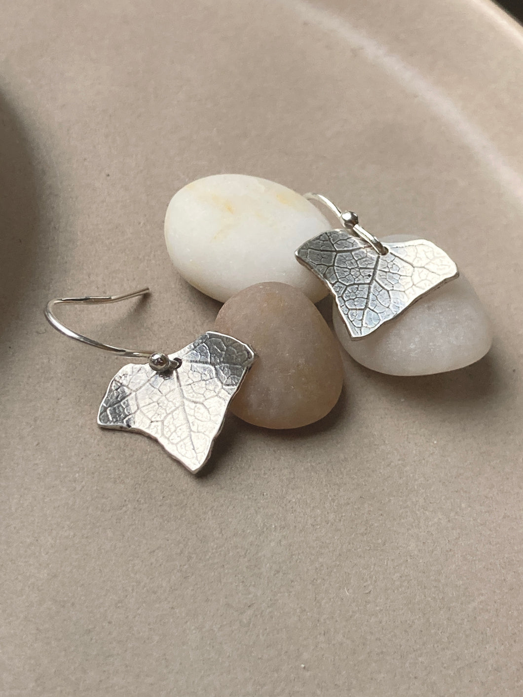 Small Ivy Leaf Texture Drop Earrings